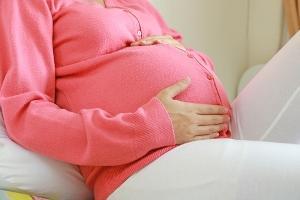 c-section low risk pregnancy