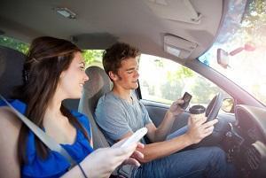 texting and driving, Orland Park personal injury attorney